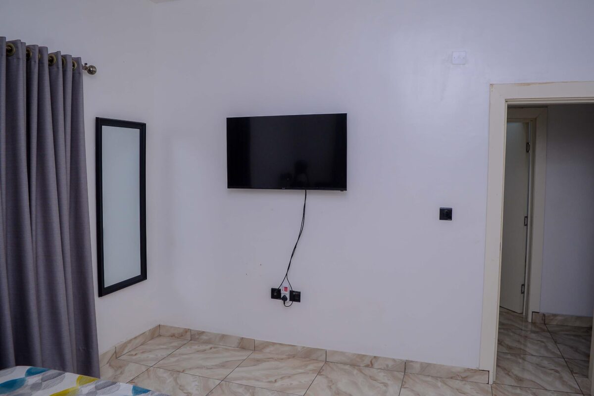 BISIBLOOM'S SUITE